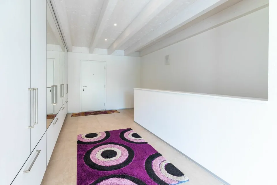 Una vista da sogno - spaziosa villa familiare di fronte al lago di Neuchâtel – foto 14 di 24