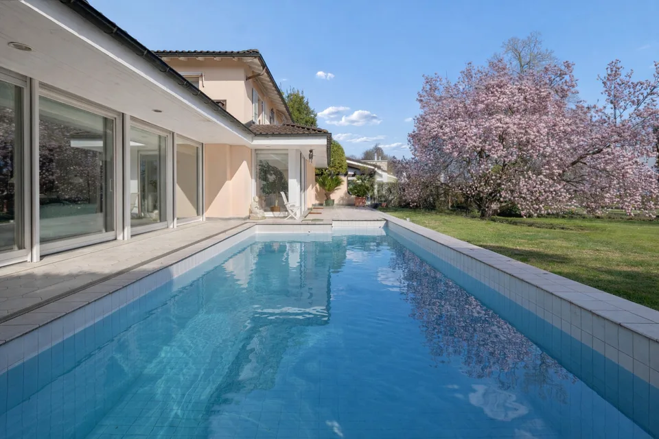 Villa Magnolia: Splendida villa fronte lago a Magliaso – Foto 6 von 13