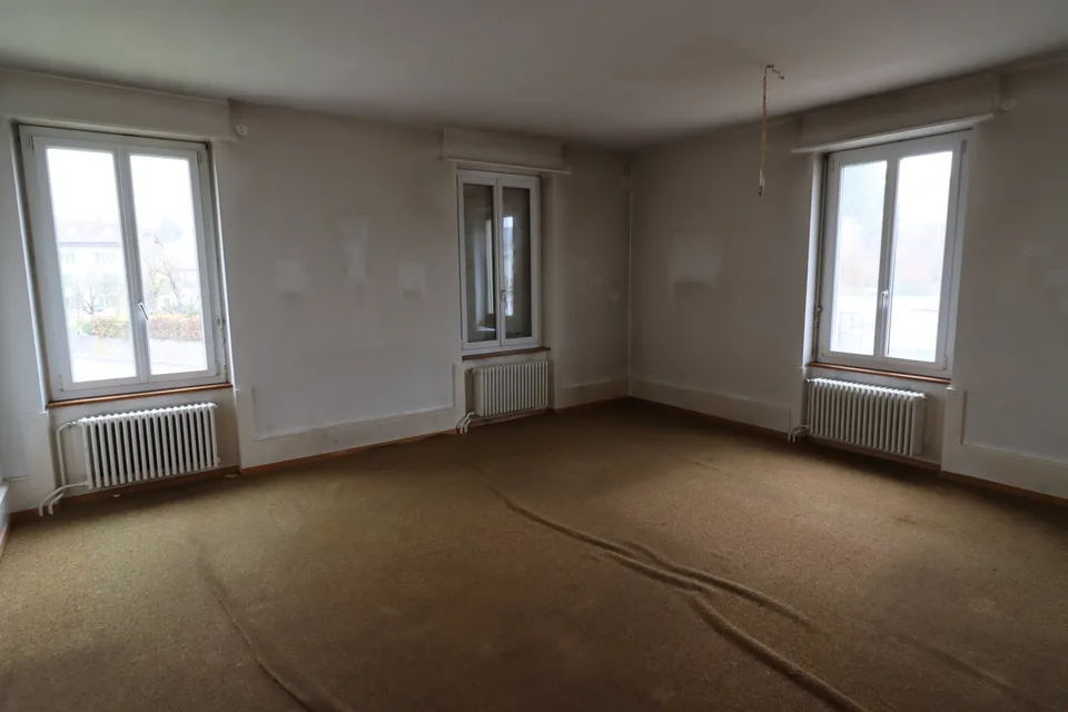 Mietshaus mit Wohn- und Gewerbebereich – Foto 8 von 13