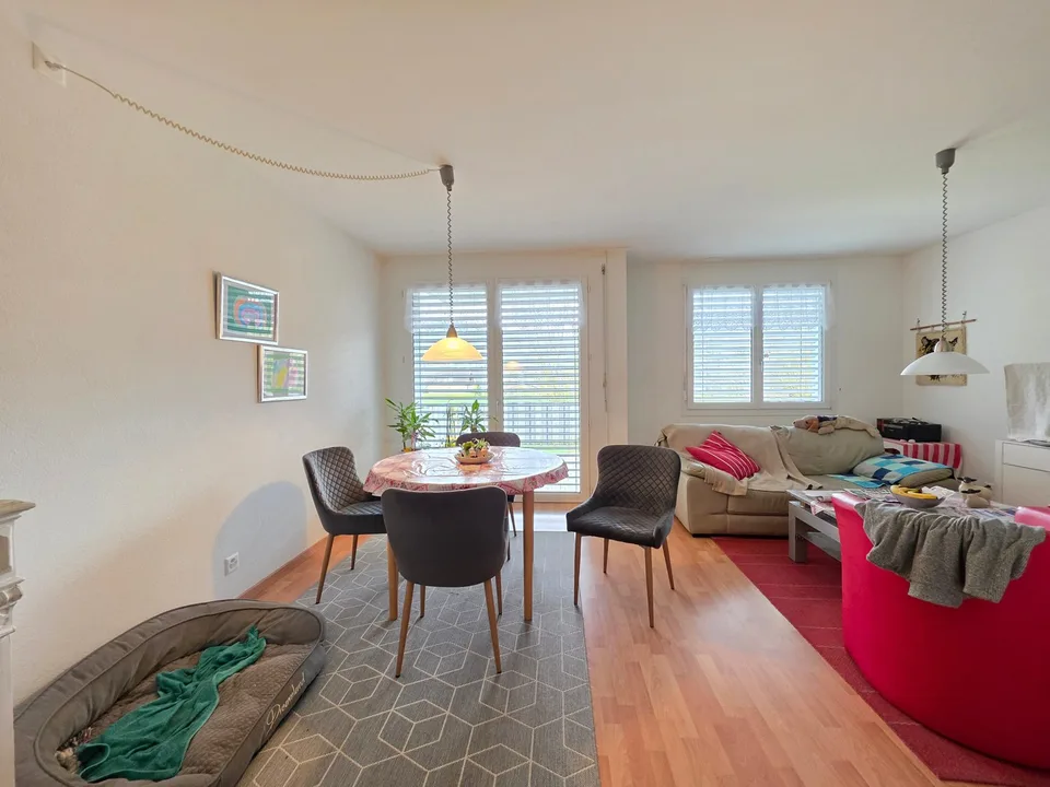 Moderne 3.5-Zimmer-Wohnung mit Balkon in Breitenbach