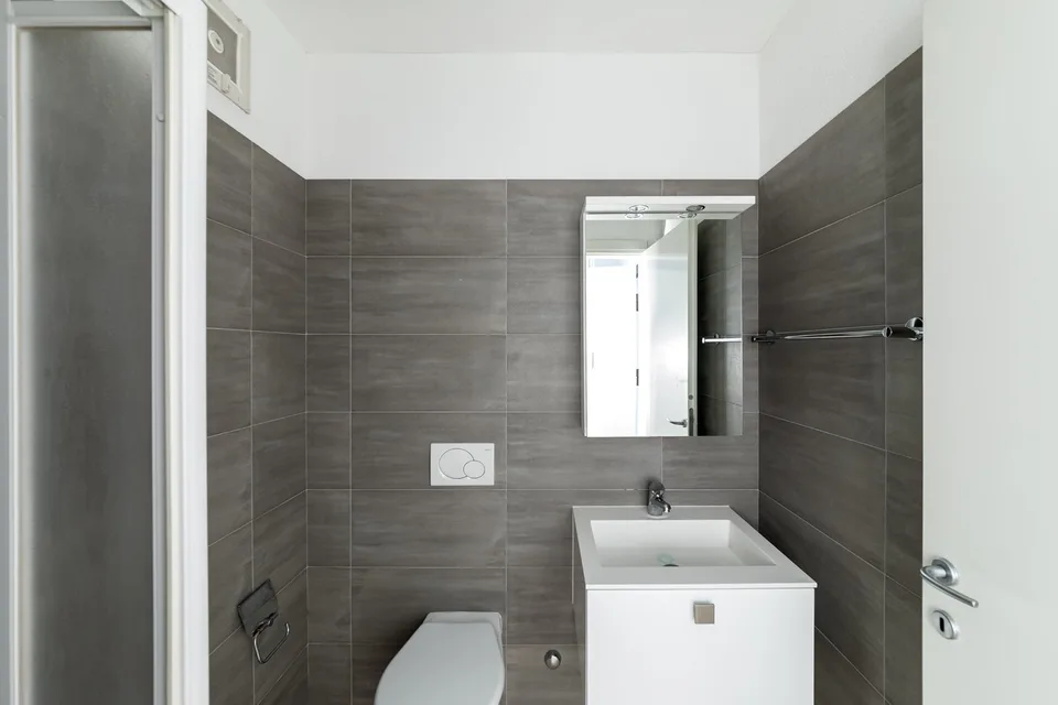VIGANELLO - AFFITTASI APPARTAMENTO 3.5 LOCALI CON BALCONE (Rif. A61)