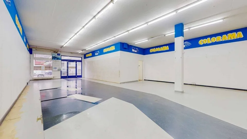 Suchen Sie ein geräumiges Lokal zwei Schritte vom Stadtzentrum entfernt? – Foto 7 von 19