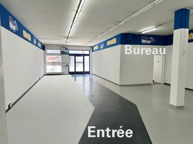 Suchen Sie ein geräumiges Lokal zwei Schritte vom Stadtzentrum entfernt? – Foto 13 von 19