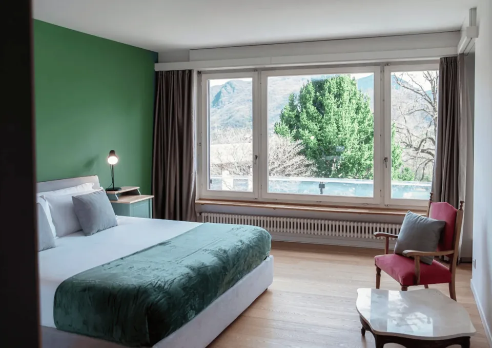 Bilocale arredato con balcone panoramico – Agra, Collina d’Oro