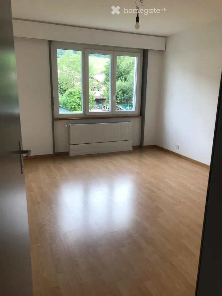Appartamento 4.5 locali - Couvet