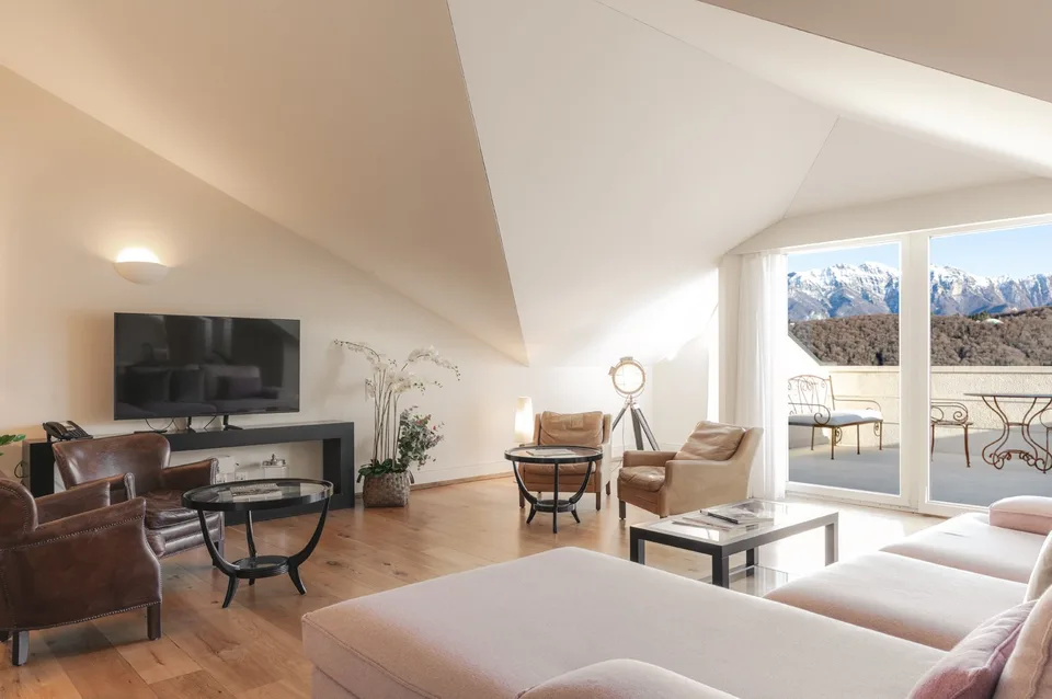 Esclusivo appartamento arredato a Lugano con servizi alberghieri e splendida vista lago