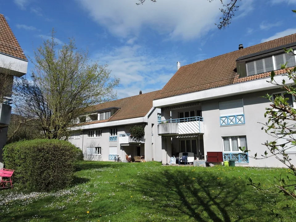 Einstellplatz in Sissach zu vermieten!