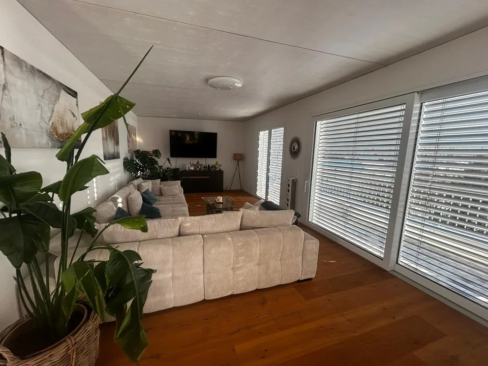 Appartamento-mansarda esclusivo di 7 locali con grande terrazza e vista panoramica