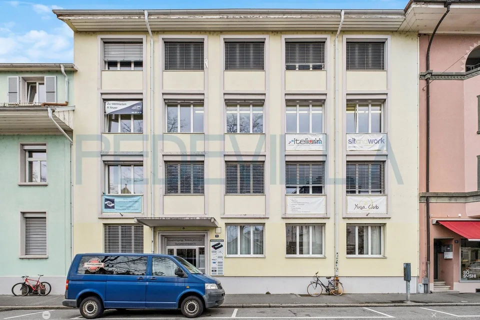 Gewerbefläche zu vermieten - 49 m² im Erdgeschoss