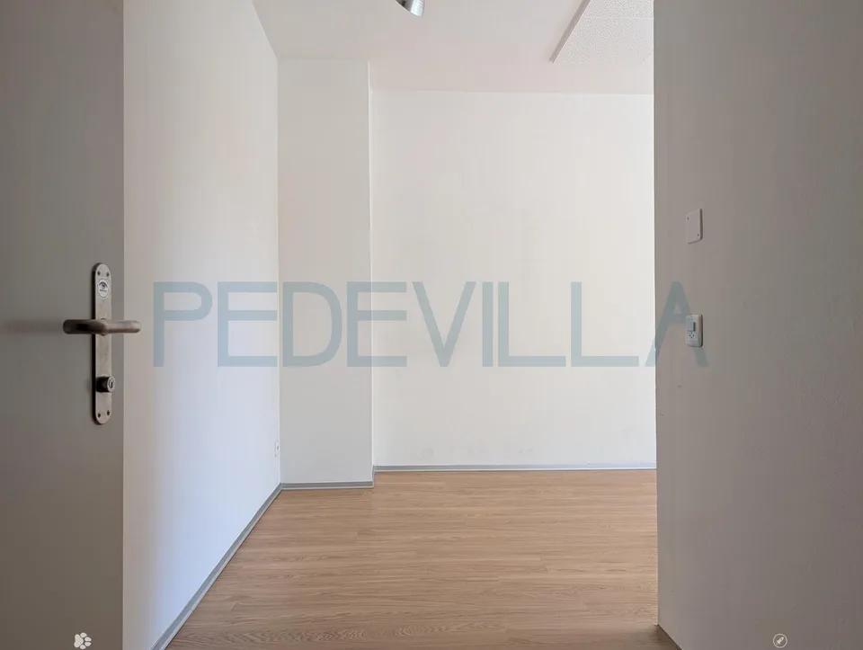 Gewerbefläche zu vermieten - 49 m² im Erdgeschoss