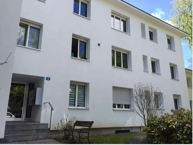 Tiefgaragenstellplätze in Zürich-Witikon zu vermieten!