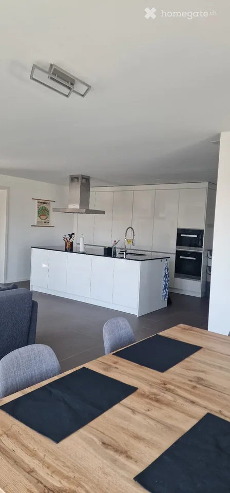 Moderne 3.5-Zimmerwohnung in Zürich-Affoltern zu vermieten