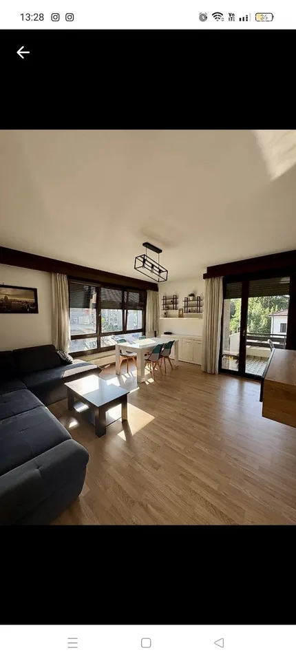 Zimmer in einer hellen 3,5-Zimmer-Wohnung