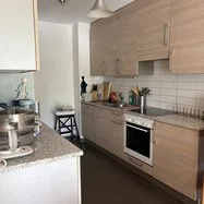 Spacieux appartement de 4 pièces avec balcon à Genève