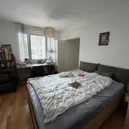 Geräumige 4-Zimmer-Wohnung mit Balkon in Genf