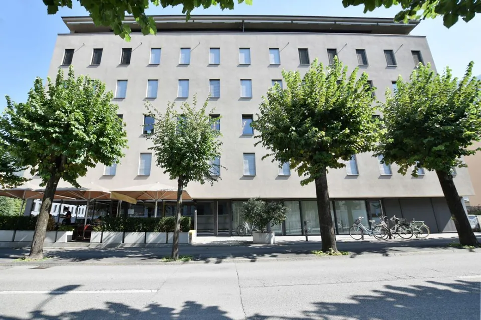 Résidence Dogana loue des locaux commerciaux au centre de Bellinzone
