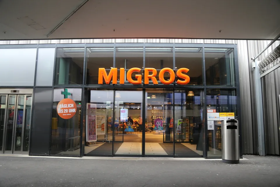 Gewerbeflächen mit insgesamt 434m² in Shopping Center - Migros Oberwil – Foto 9 von 10
