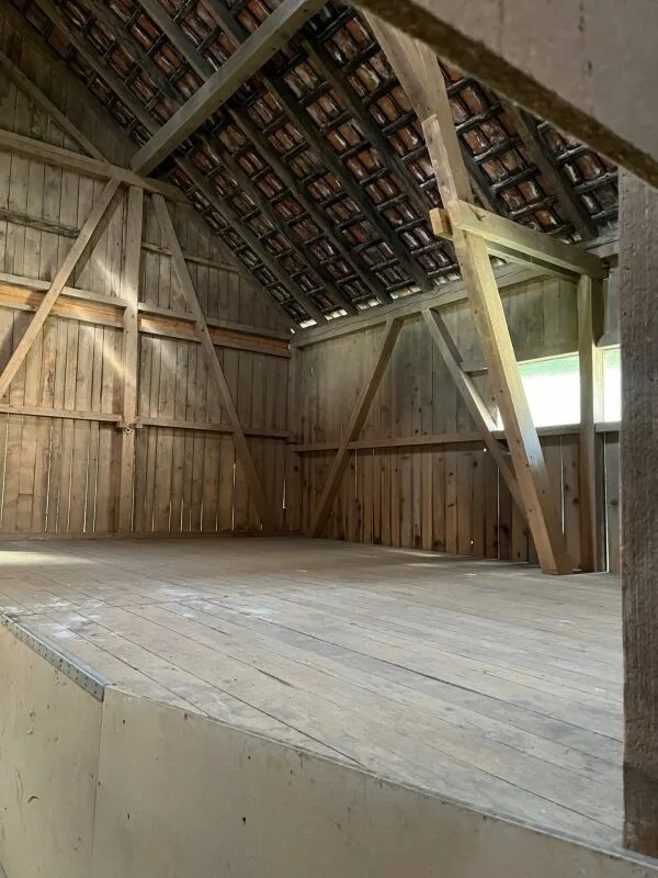 43 M2 Lagerfläche