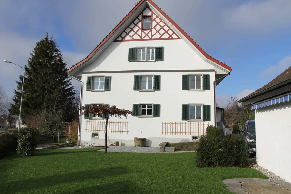 Hochwertig renoviertes und ausgebautes Weinbauernhaus mit modernem Wohnkomfort