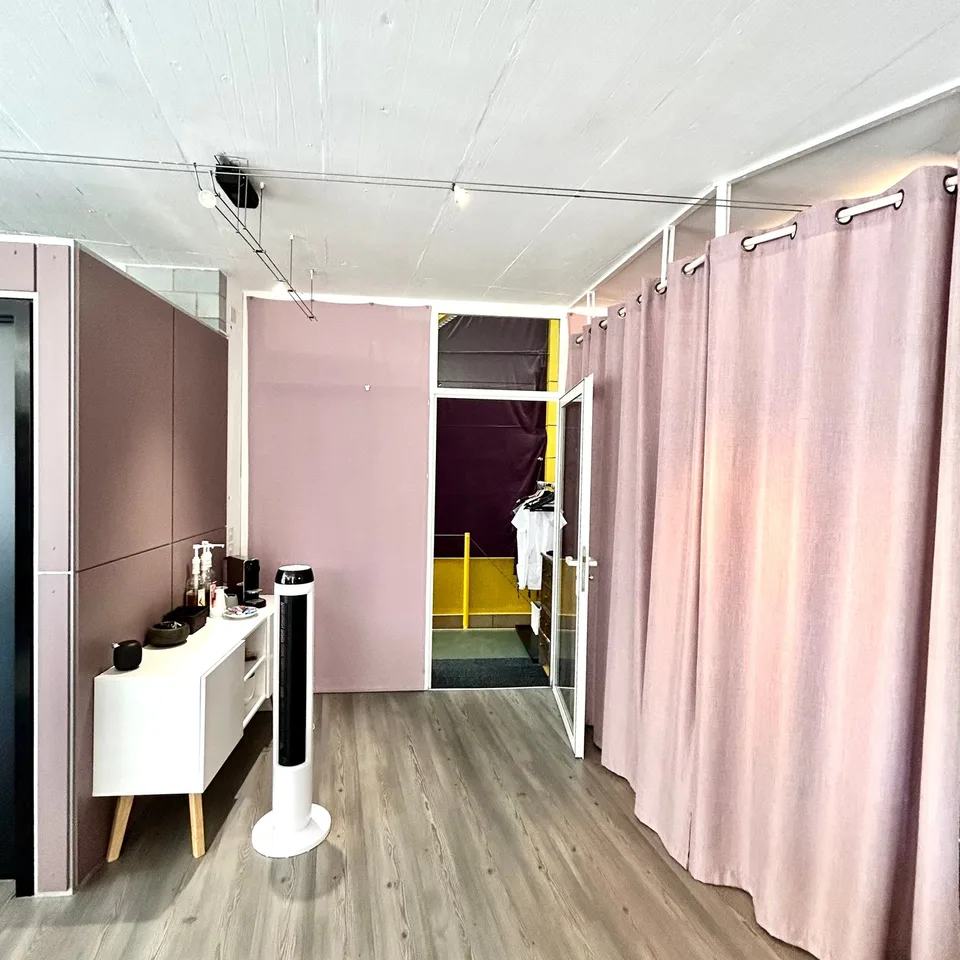 Locale – foto 7 di 13
