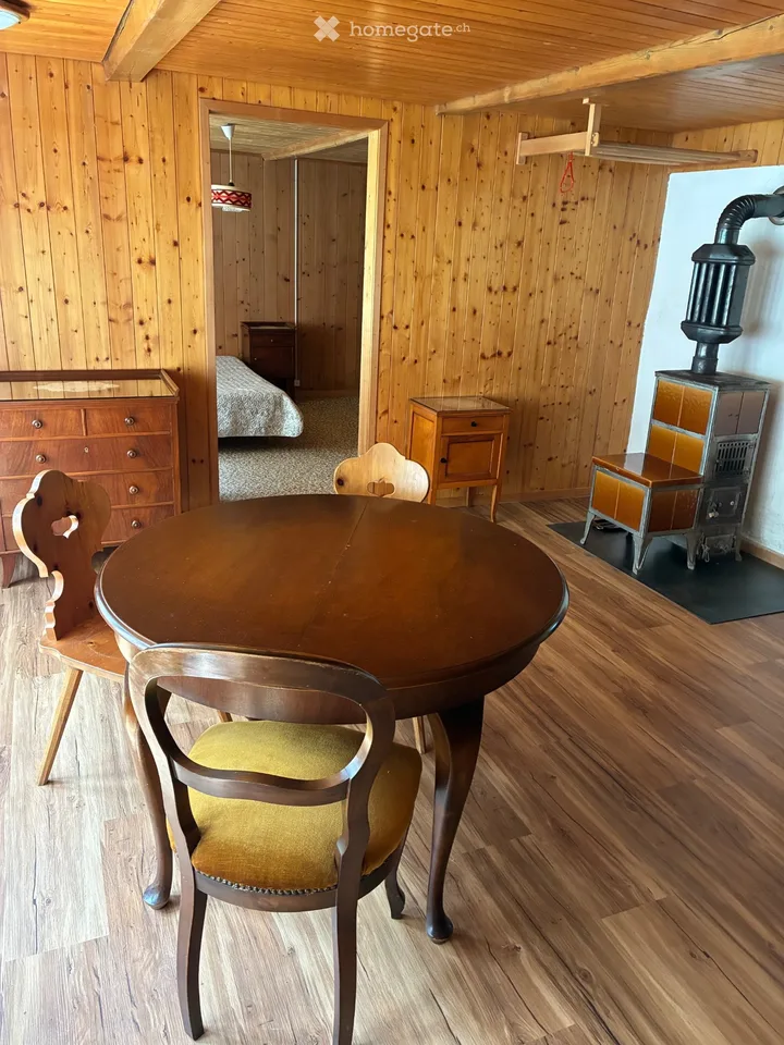 Ferienwohnung in Dauermiete, teilmöbliert
