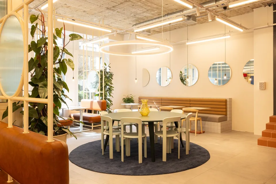 Luxuriöses Co-Working im Herzen Zürichs –  Fix Desk im beliebten Kreis 2