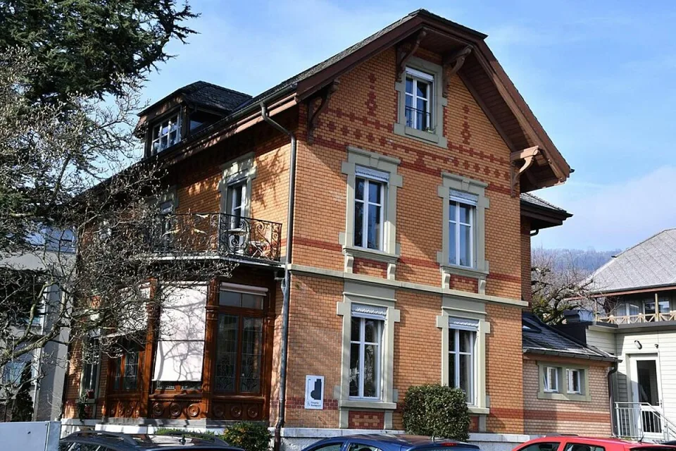 Villa Collective Nidau | BE
