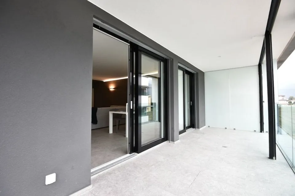 Modern möbliertes Apartment Luxury C19 Bellinzona