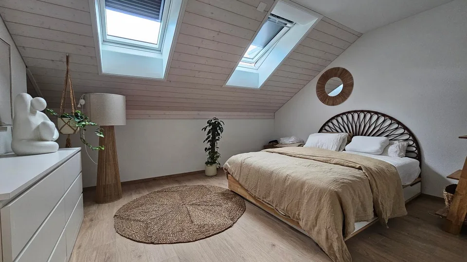 Charmante 3.5-Zimmer-Dachwohnung im Neubau – Meinisberg