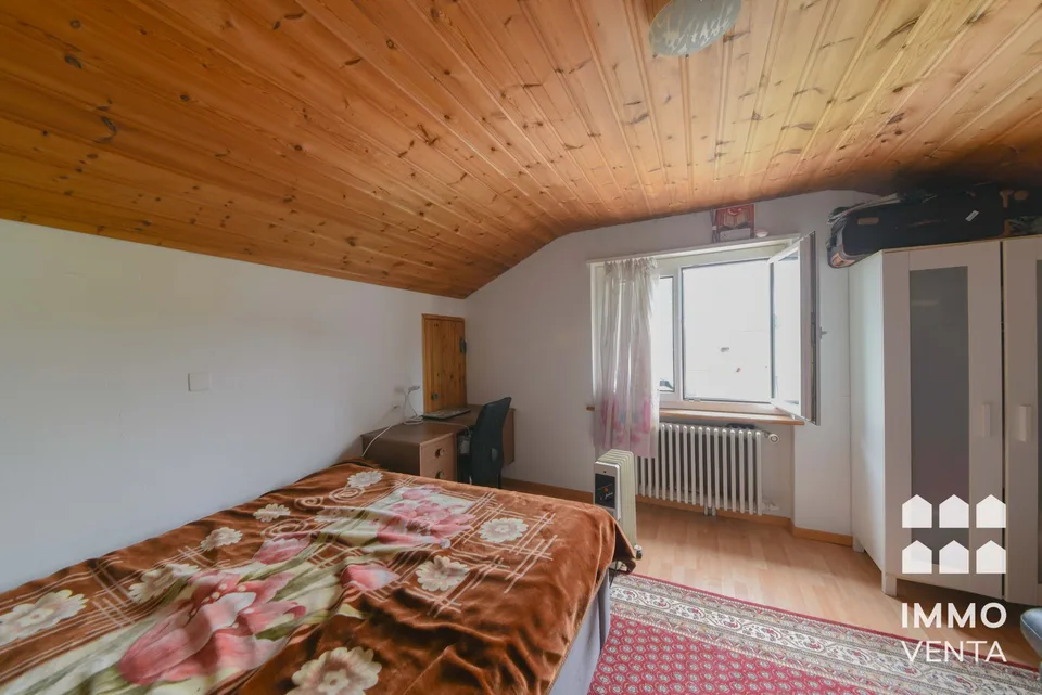 3-Zimmer-Dachwohnung in Brügg