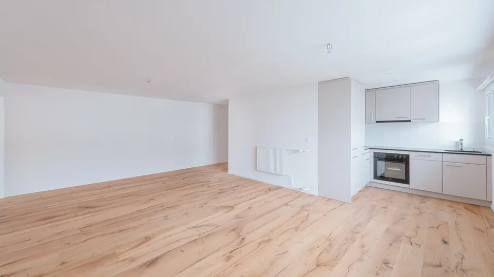 MODERNE UND CHARMANTE WOHNUNG SUCHT NACHMIETER