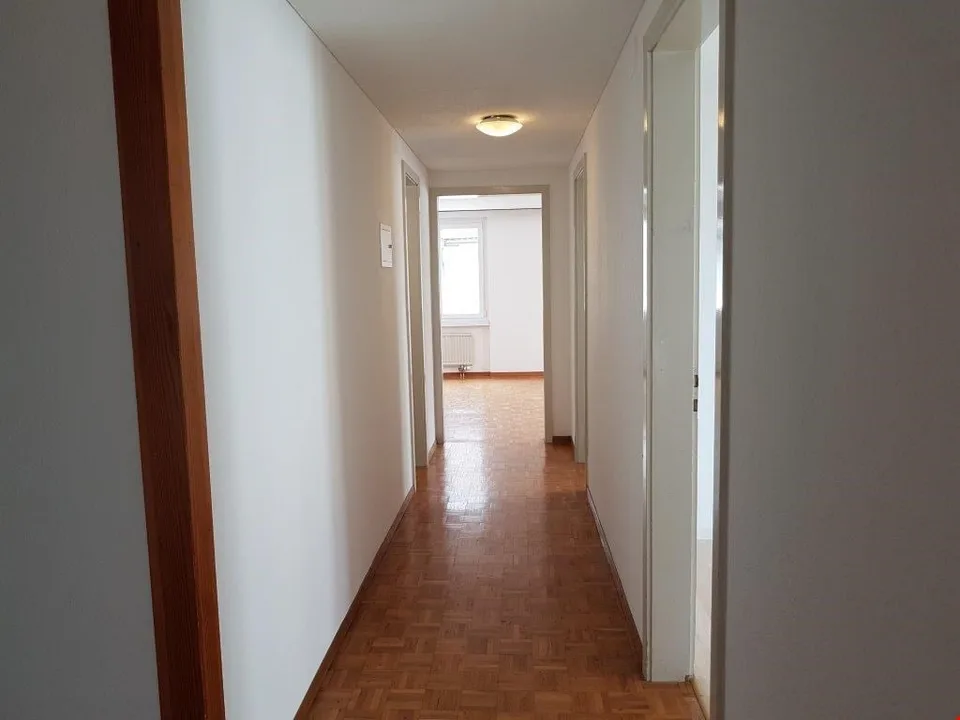 3.0 Zimmer-Wohnung 2.OG