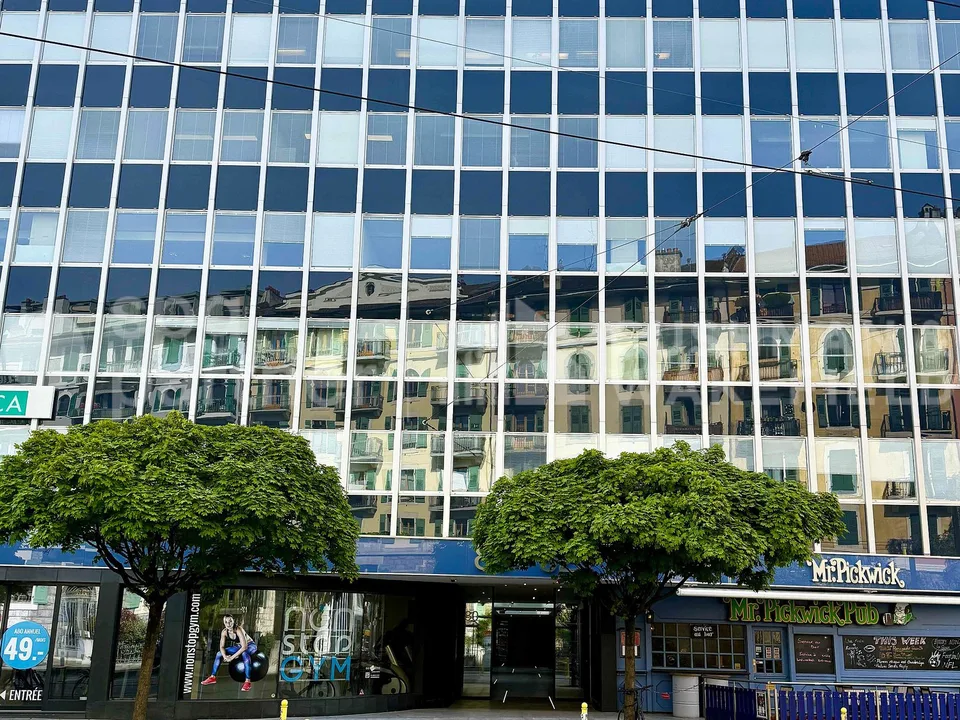 Lausanne 80-82