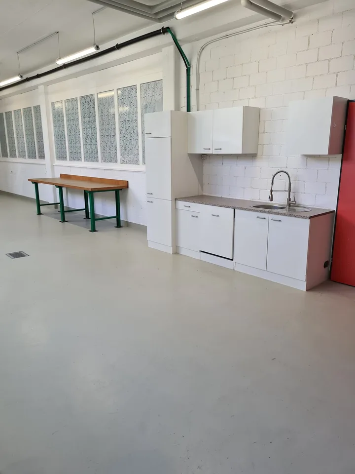 Werkstatt mit 70m2