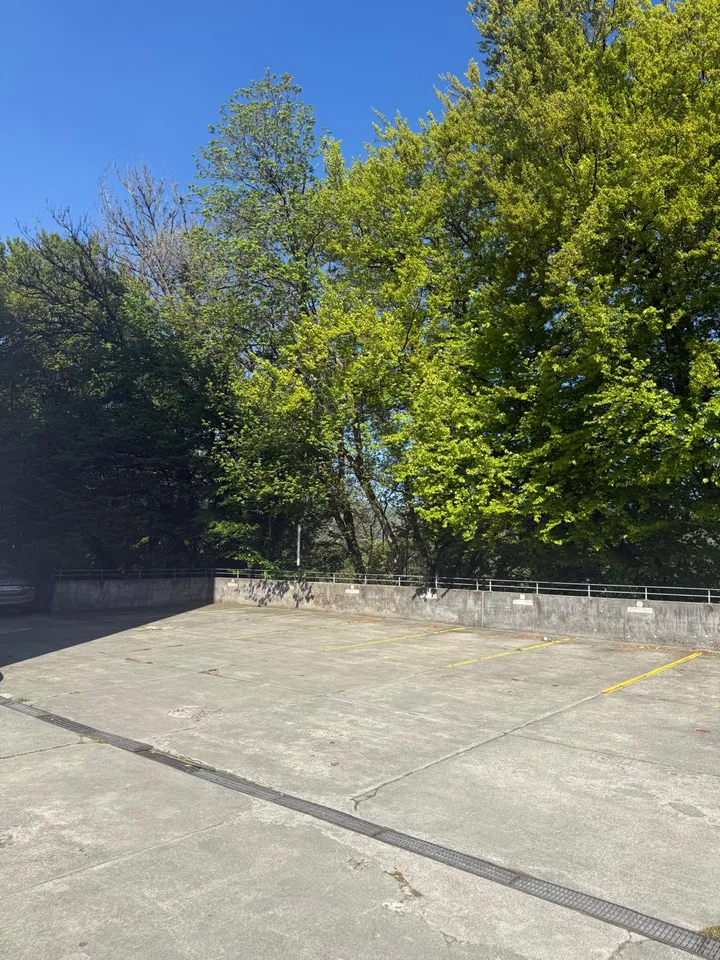 Parkplatz an der Hauptstrasse 31 in Aarau zu vermieten