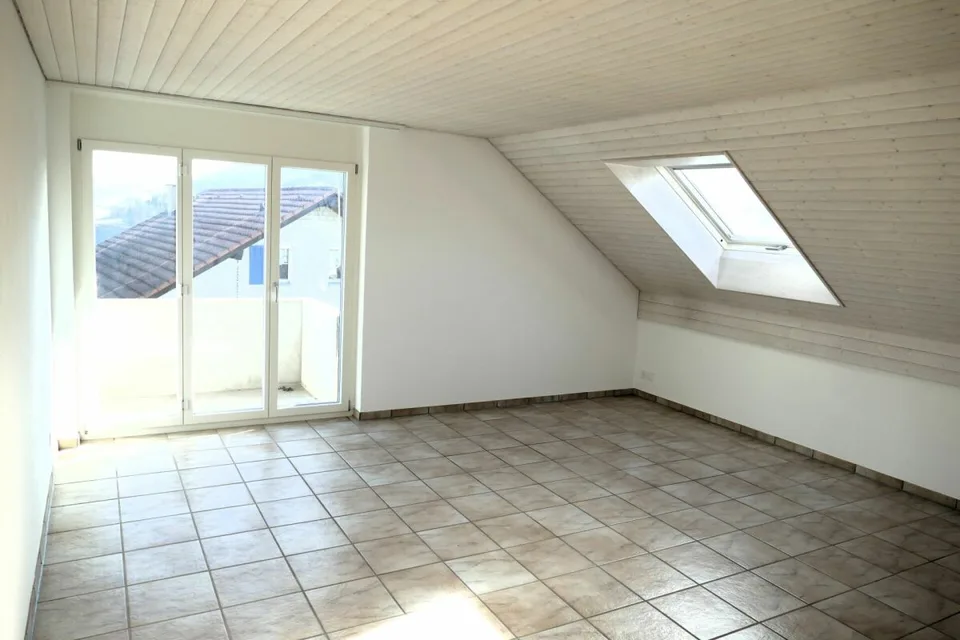 3.5-Zimmer-Dachwohnung "uf der Flue 6 in Liesberg"