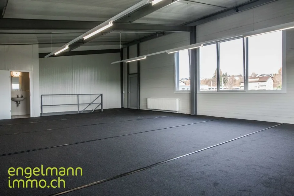Nouvelles surfaces industrielles et commerciales – photo 6 sur 13