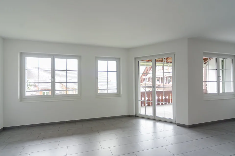 Charmante 4-Zimmer-Maisonette-Wohnung in Oberweningen