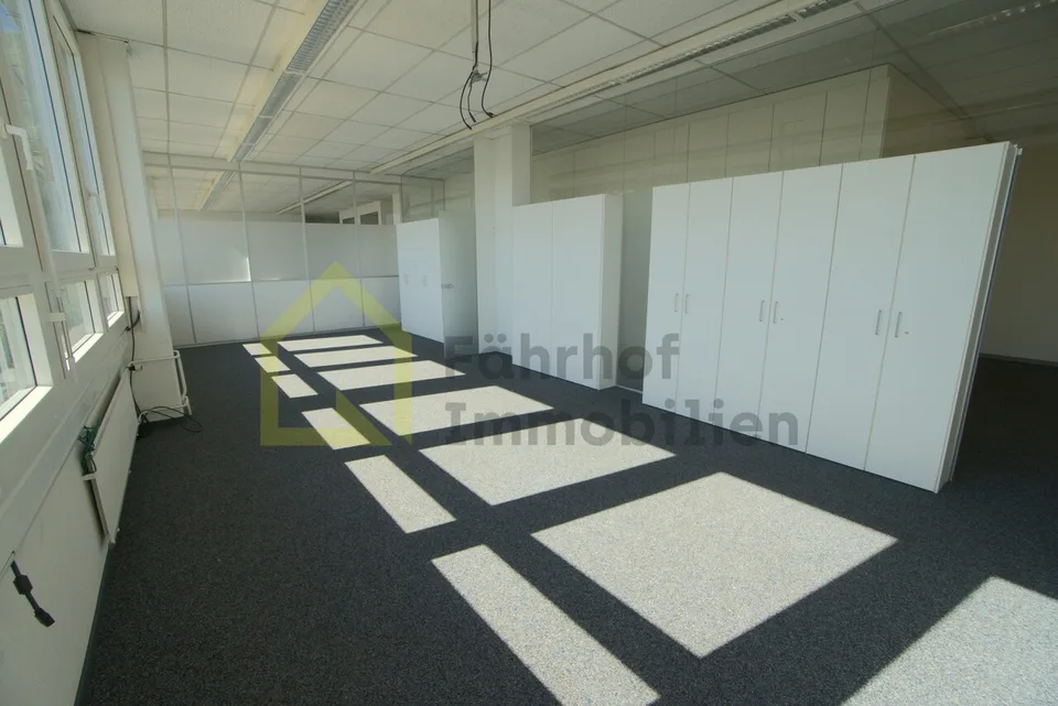 Espaces de bureau, de pratique et de stockage attractifs à Pratteln - 2 mois gratuits – photo 6 sur 13