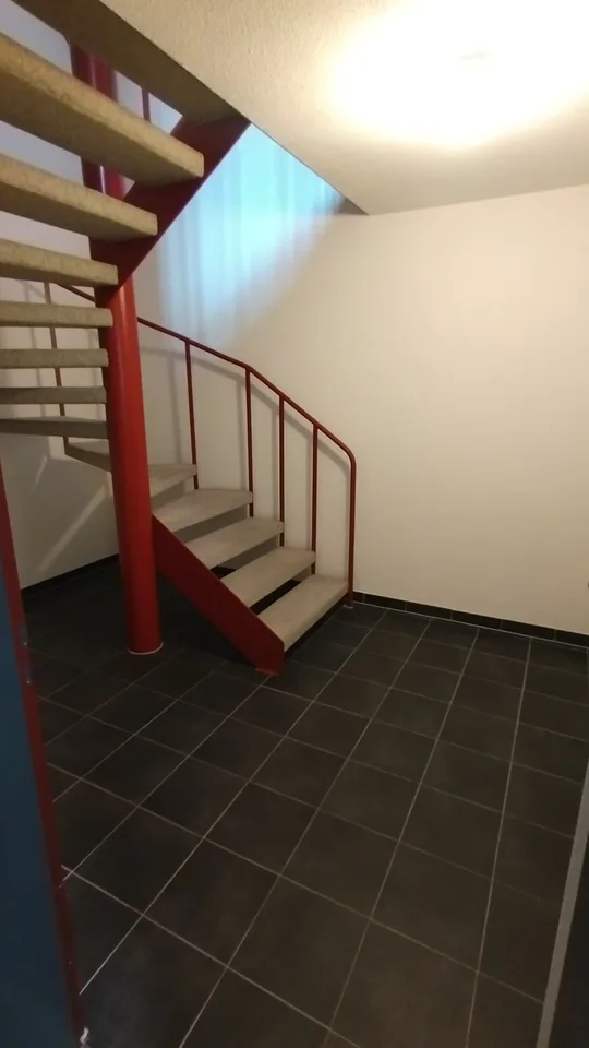 Charmante appartement en penthouse de 2 pièces sur la Bahnhofstrasse à Olten
