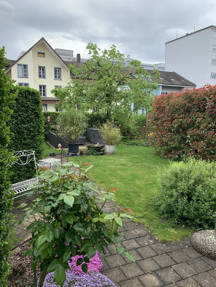 Living in a single-family house quarter!