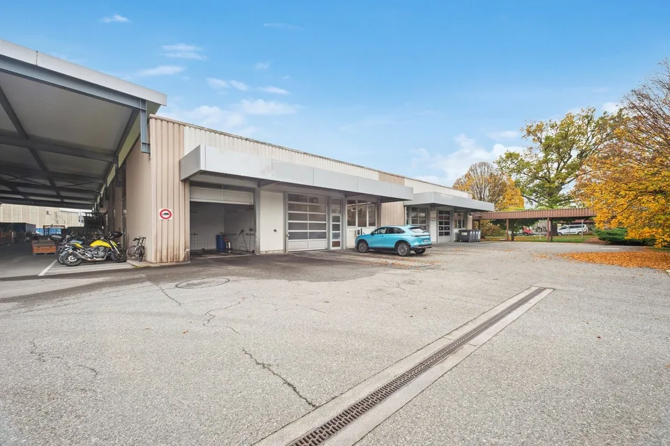 Opportunité exceptionnelle à Satigny  1'940 m² de surface industrielle et de stockage