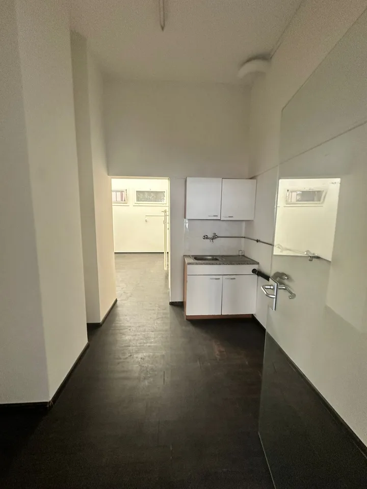 Espace commercial passionnant à vendre, bureau ou showroom dans un excellent emplacement