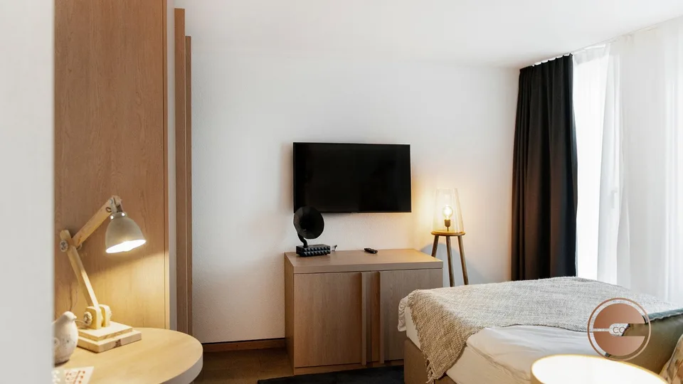 COCOON COMFORT – COSY STUDIO SERVICED APARTMENT