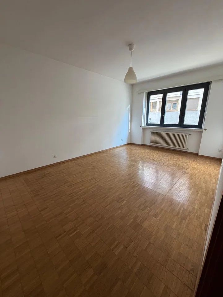 Wohnung mit 3 Zimmern und Balkon in Via Maggio, Lugano