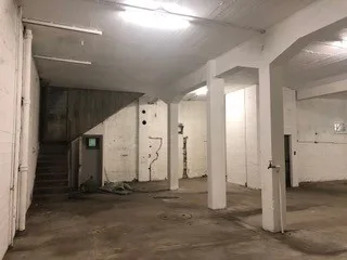 300m2 Lagerraum auf 2 Etagen zu vermieten