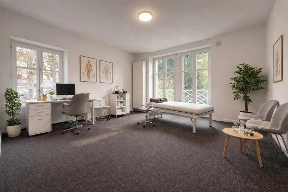 Büro/Praxis in historischer Villa an exklusiver, diskreter Stadtlage