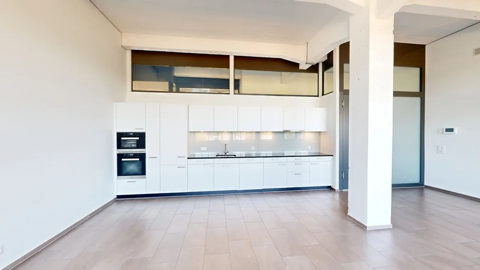APPARTAMENTO LOFT ESCLUSIVO NEL PARCO BATA