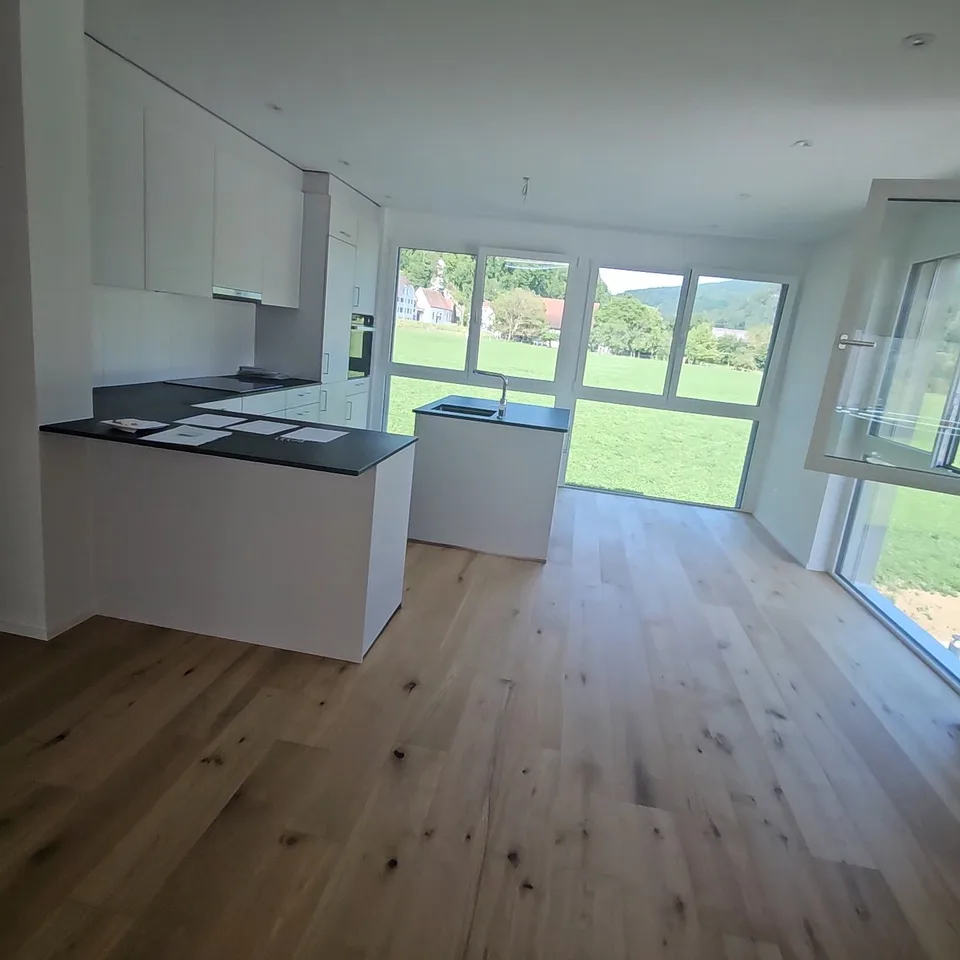 Appartamento di 4,5 locali al piano terra 126 m2 al piano terra a Balsthal