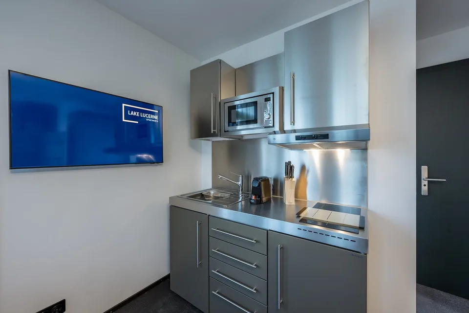 Nouveau studio meublé dans un emplacement très central à Kriens